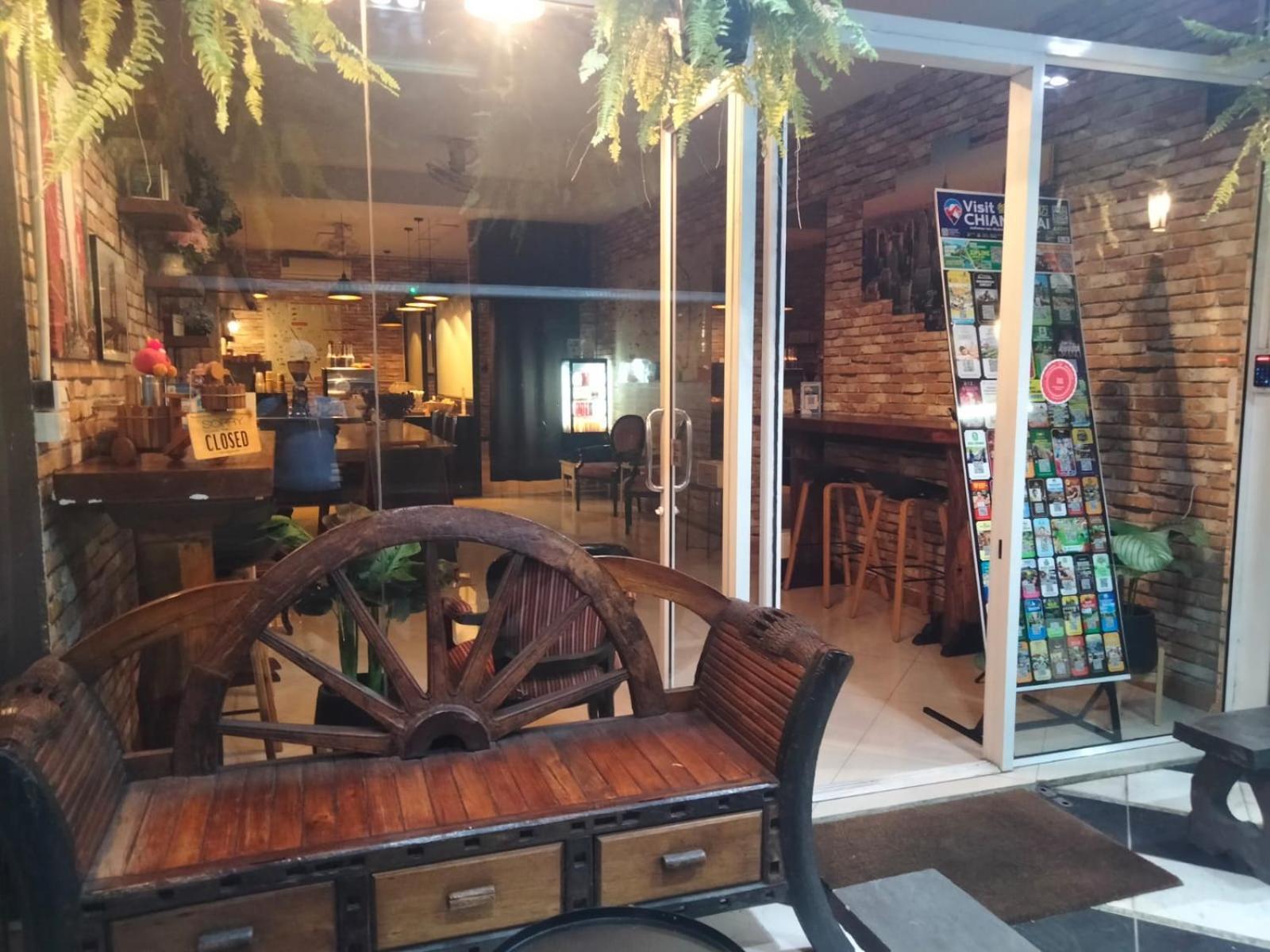 Chaiyee Coffee Chiang Mai Exterior foto